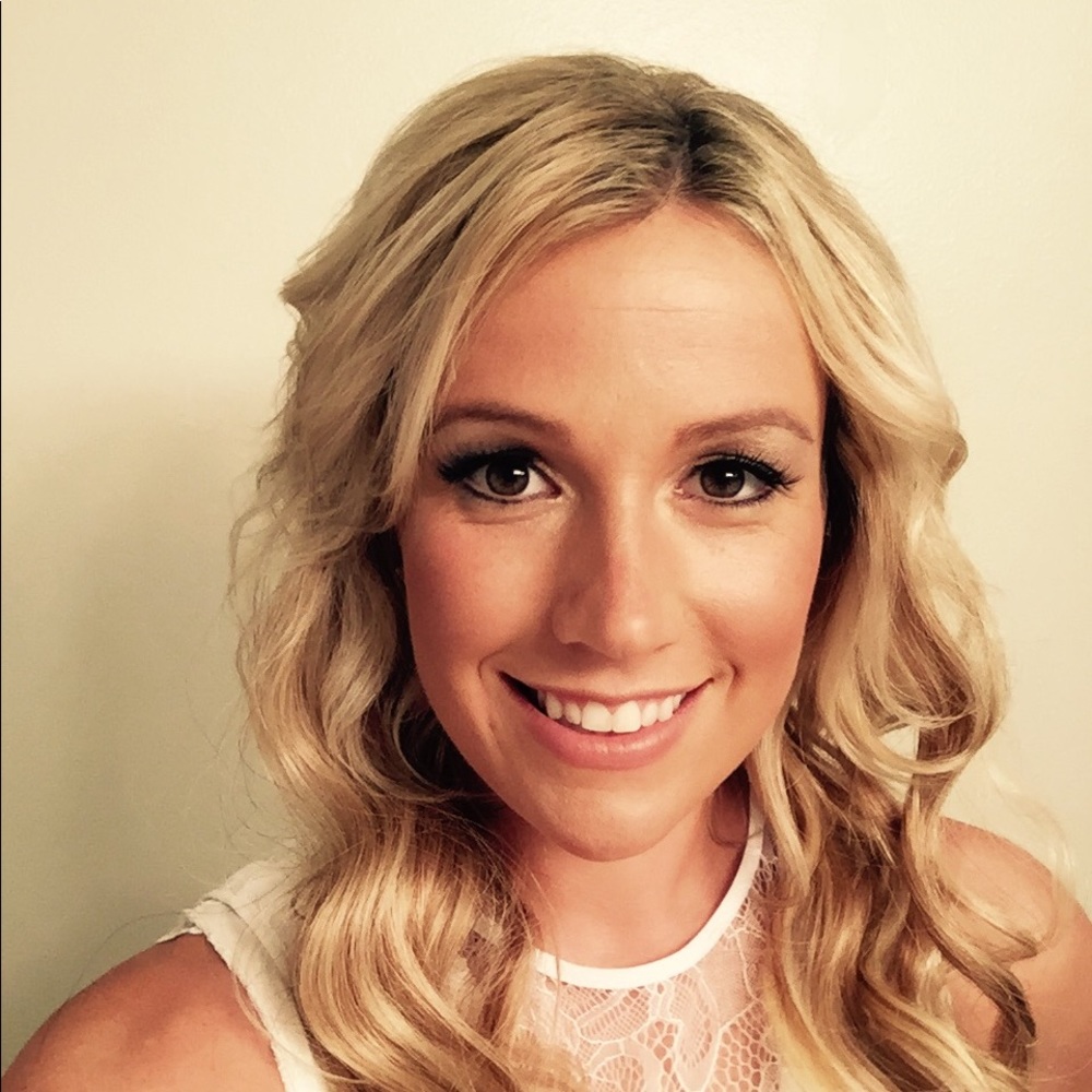 Meet your Posher, Caitlyn